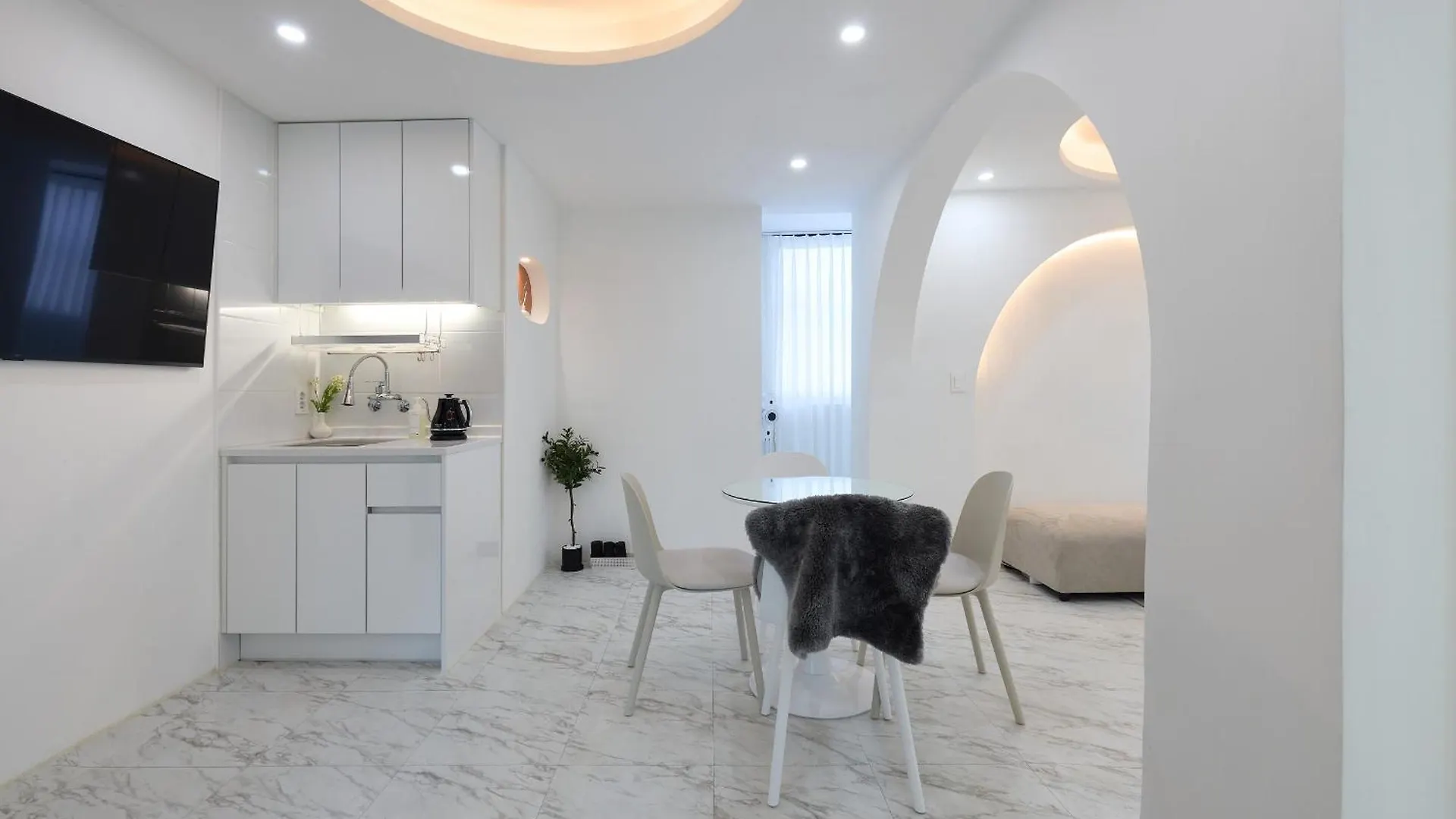 Unique House With Hongdae Area 2R With Livingroom Seoul 0*,  South Korea