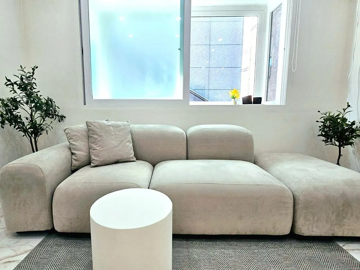 Unique House With Hongdae Area 2R With Livingroom Seoul 0*,  South Korea